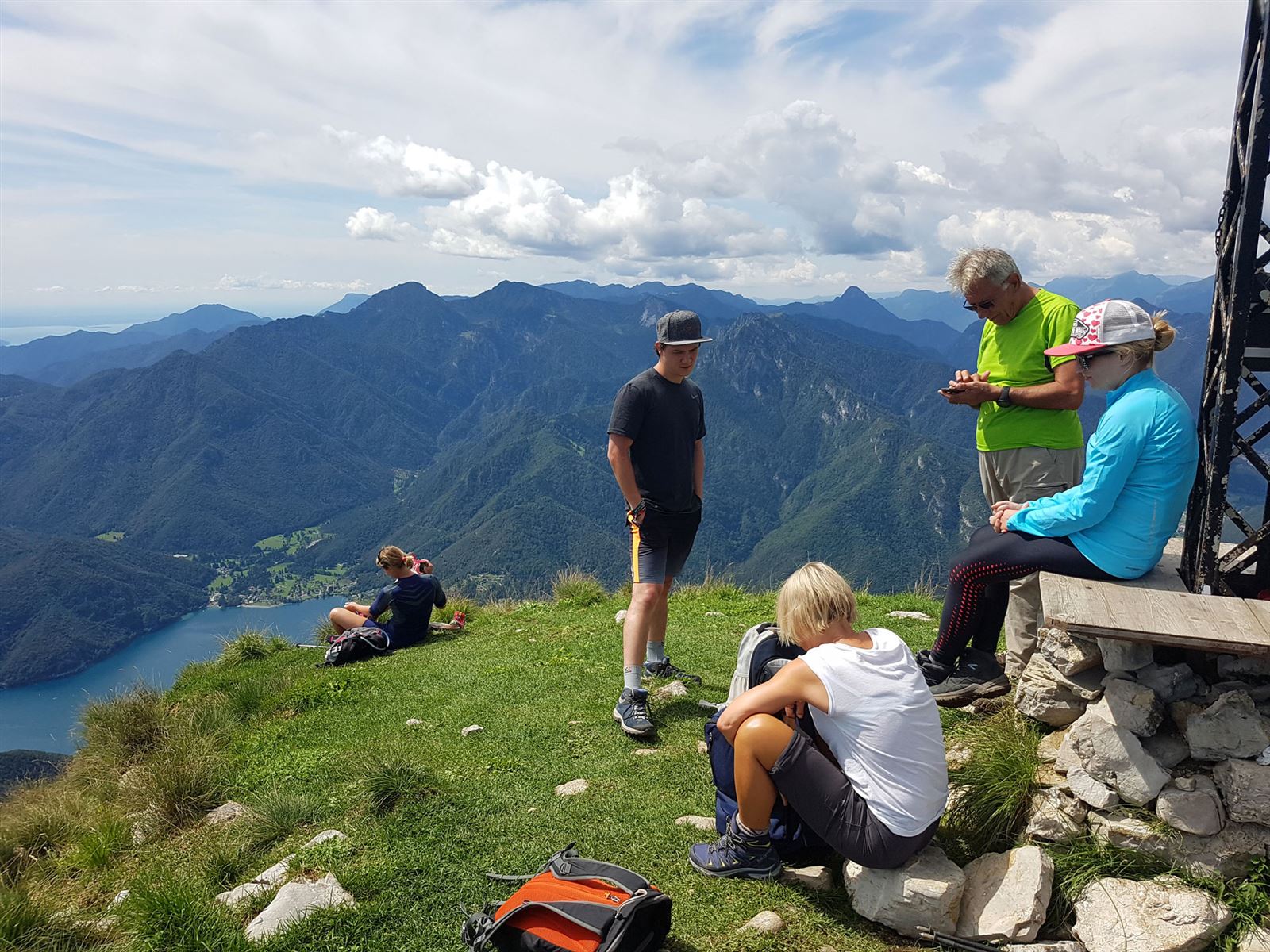 Trekking cima pari mmove lago di garda gardasee lake garda Trekking cima pari mmove lago di garda gardasee lake garda