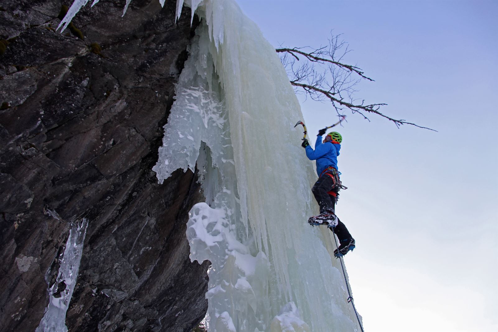 arrampicata ghiaccio ice mmove trentino dolomiti