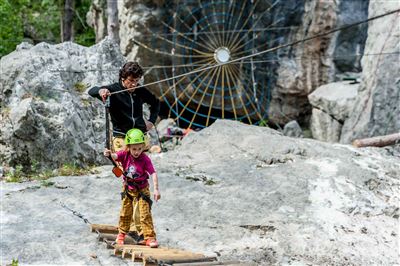 family climb mmove familienklettern lago di garda gardasee lake garda